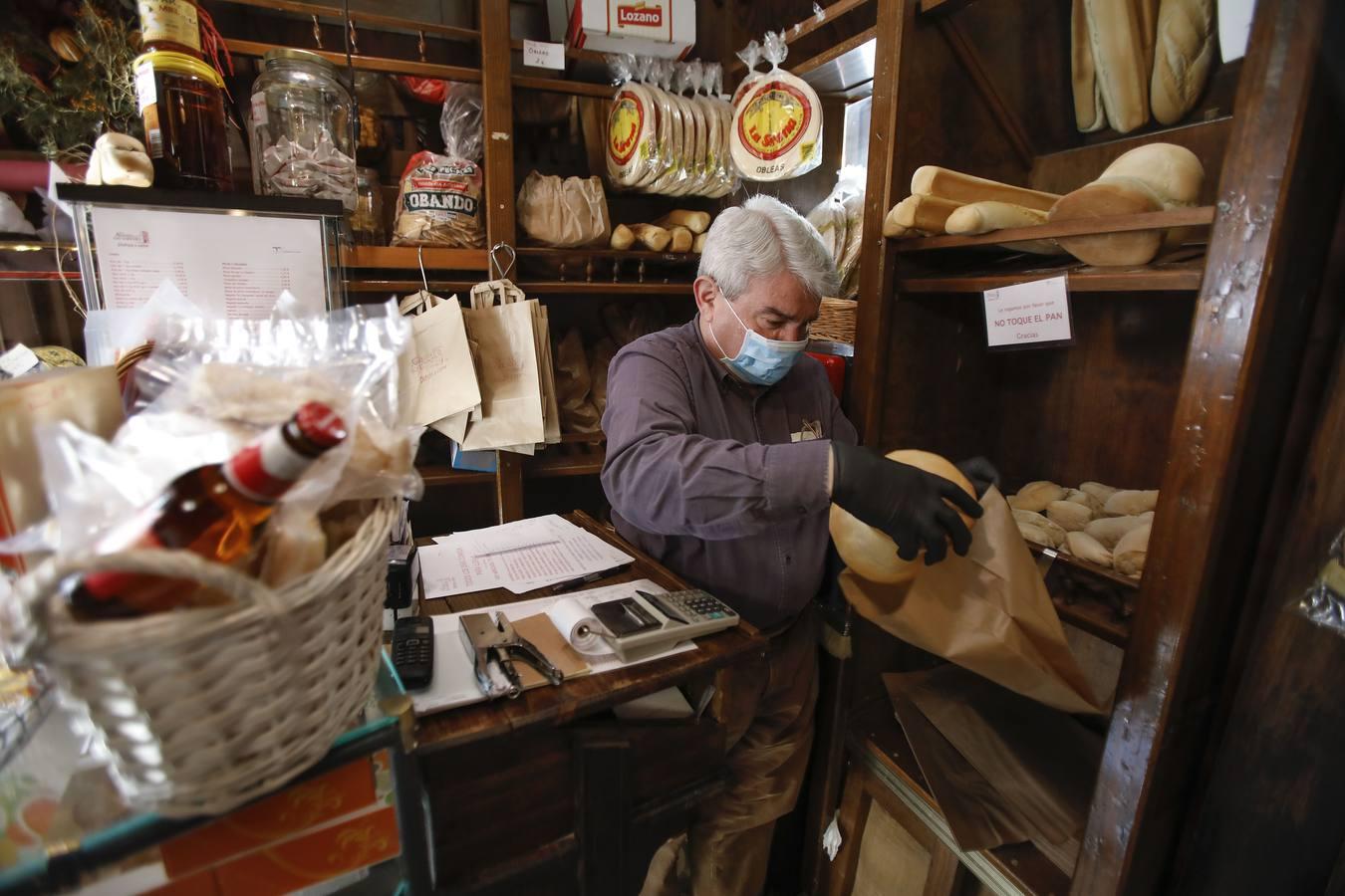 Coronavirus Sevilla: Comer a la carta en casa