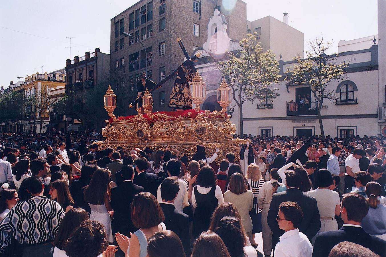 El Cristo de las Penas en los años noventa. 