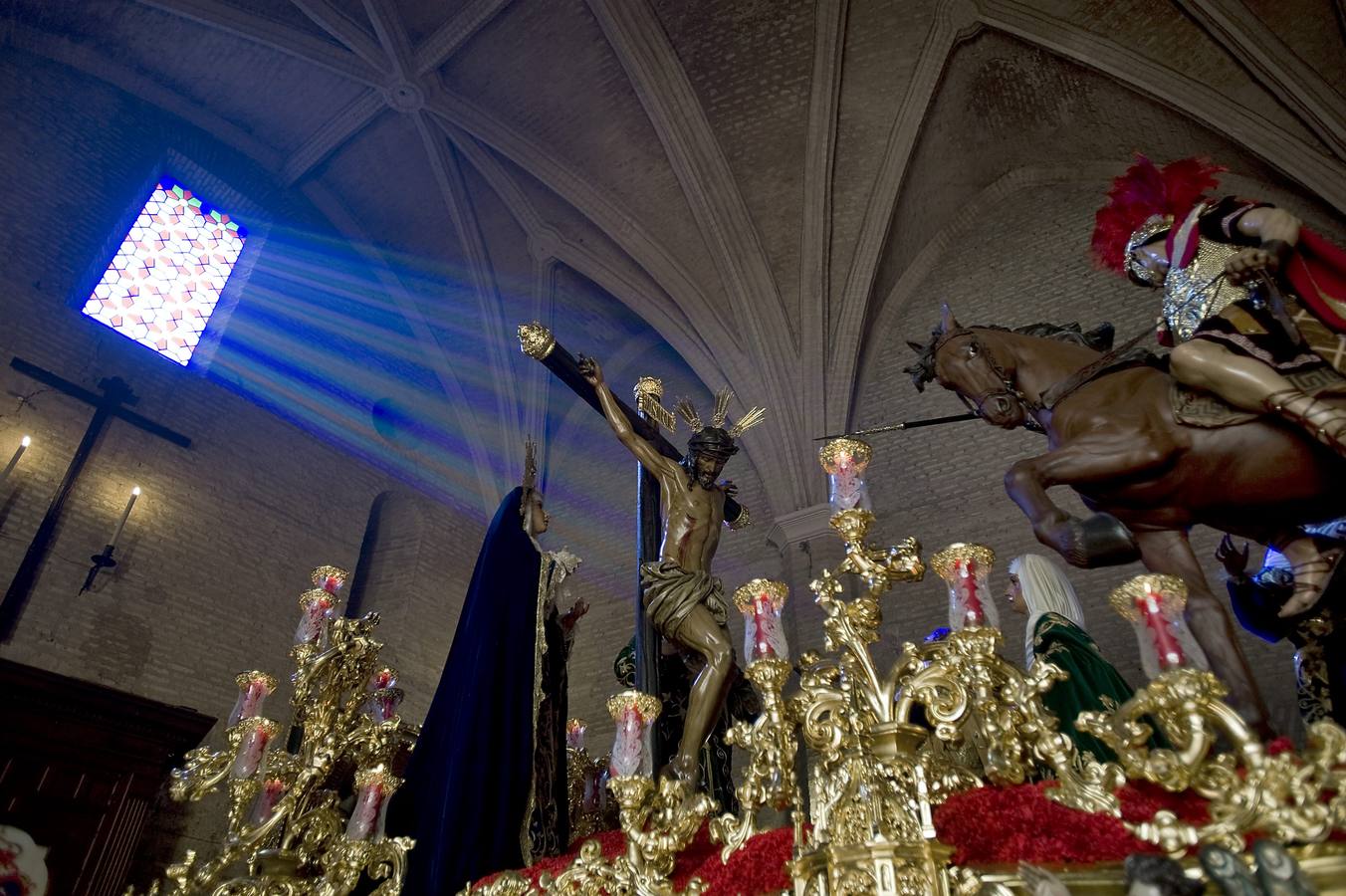 Santísimo Cristo de la Sagrada Lanzada y la Virgen de Guía de la Hermandad de la Lanzada