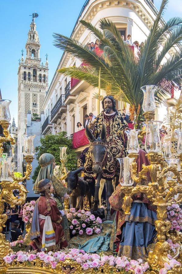 Las mejores fotografías de la Semana Santa de Sevilla de Juan José Úbeda
