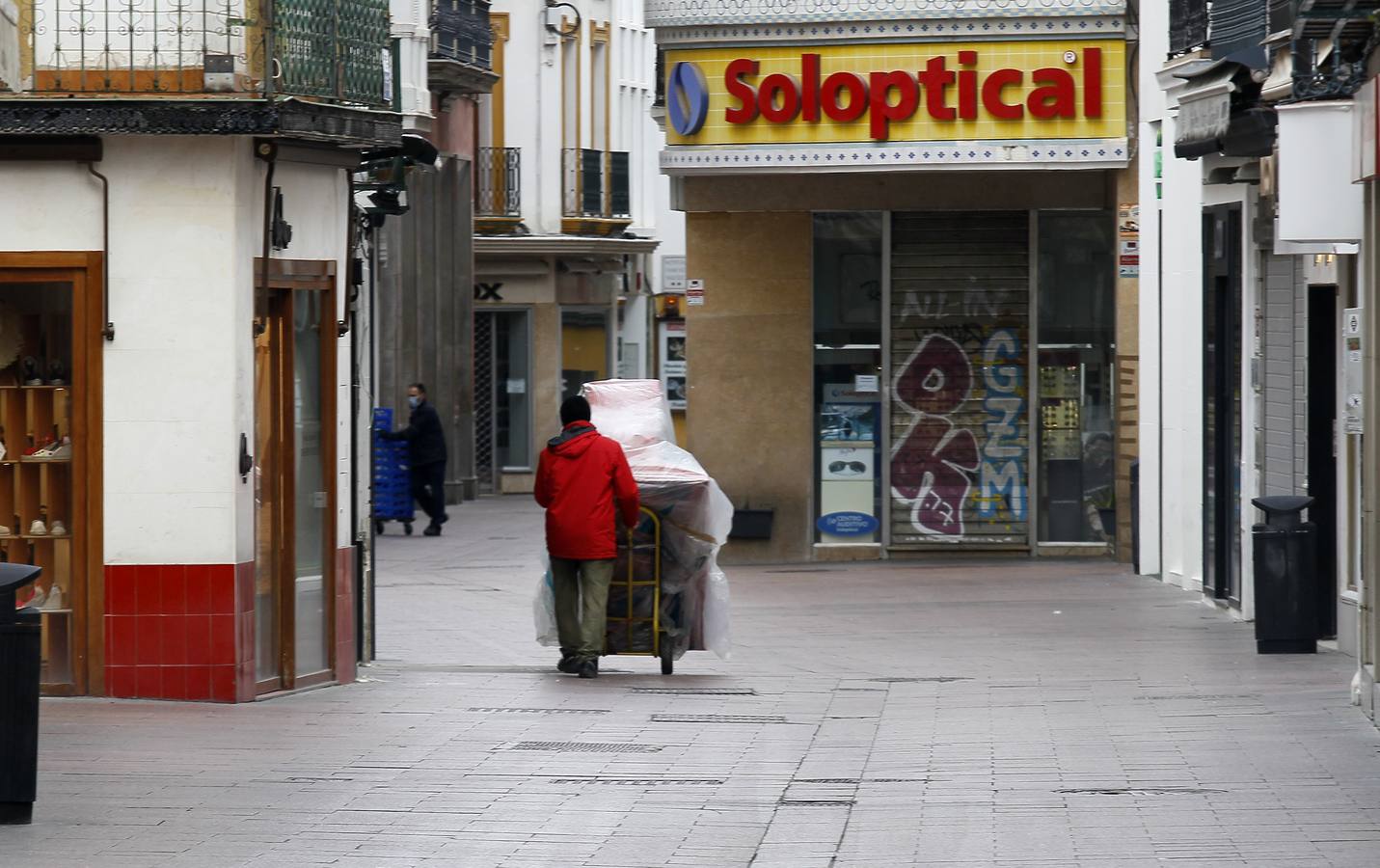 Coronavirus en Sevilla: Anómalo Viernes de Dolores