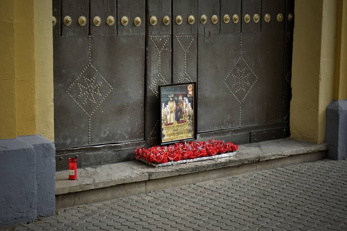 Imágenes de la Semana Santa de Sevilla de 2020: La Amargura