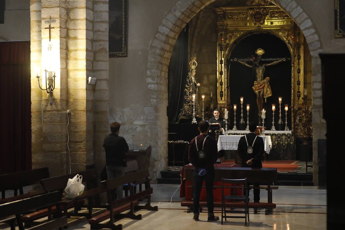 Las imágenes del Lunes Santo 2020 en Córdoba desde sus templos