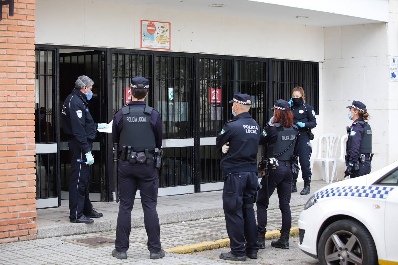 La intervención de la Policía Local de Córdoba por el coronavirus, en imágenes