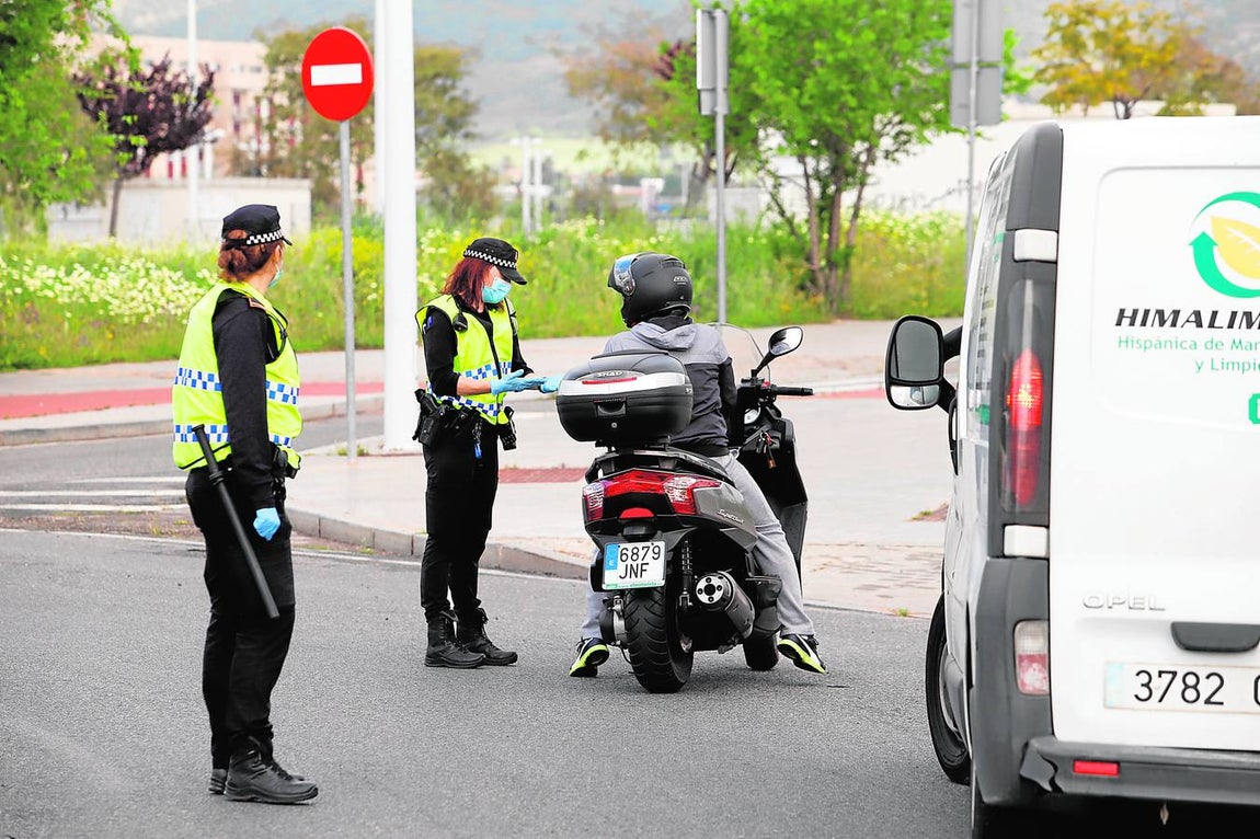 La intervención de la Policía Local de Córdoba por el coronavirus, en imágenes