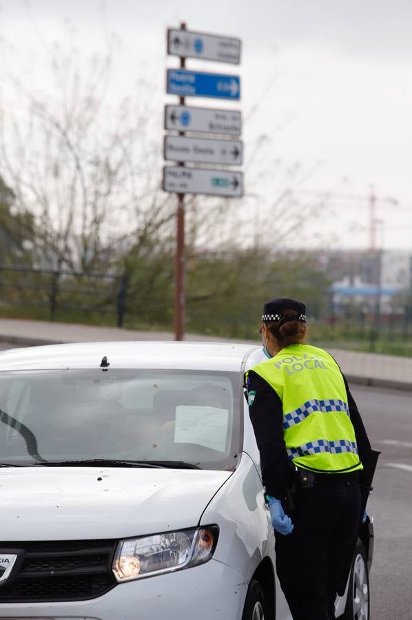 La intervención de la Policía Local de Córdoba por el coronavirus, en imágenes