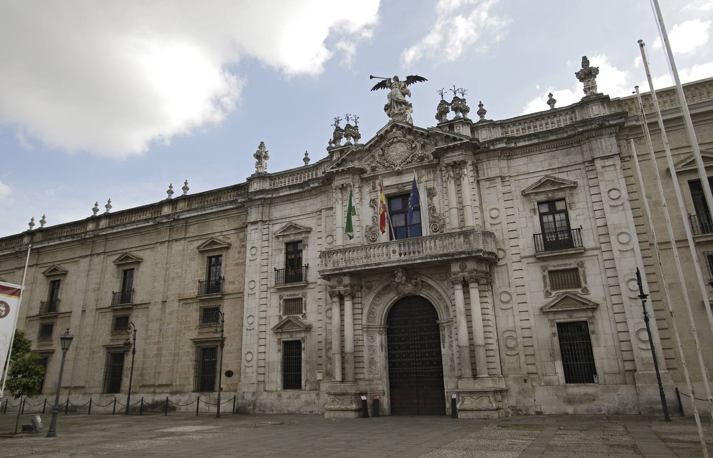 Imágenes de la Semana Santa de Sevilla de 2020: Los Estudiantes