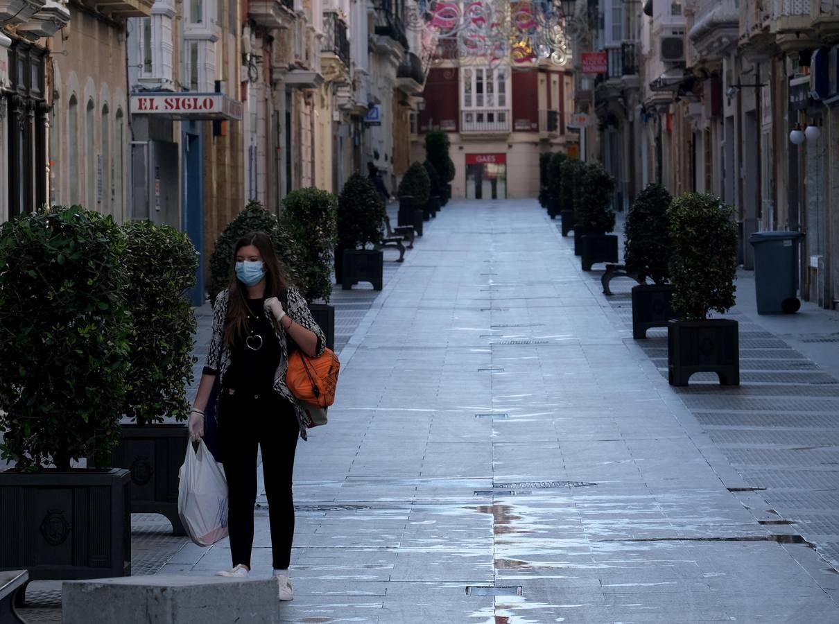 Martes Santo en Cádiz: Así se vive la Semana Santa 2020 confinados por el coronavirus