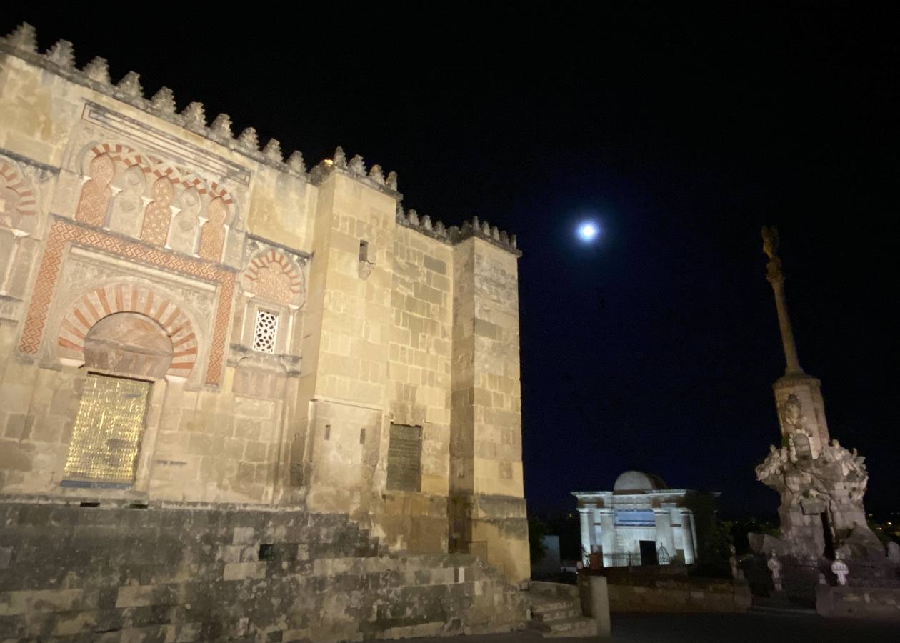 En imágenes, la luna de Nissan vista desde Córdoba