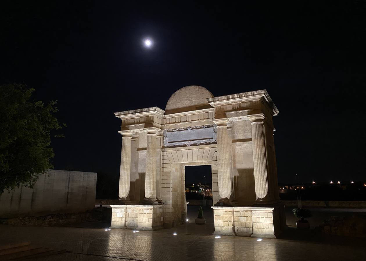 En imágenes, la luna de Nissan vista desde Córdoba