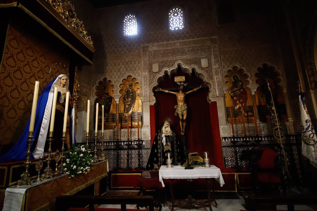 Imágenes de la Semana Santa de Córdoba 2020 | Un Viernes Santo en los templos