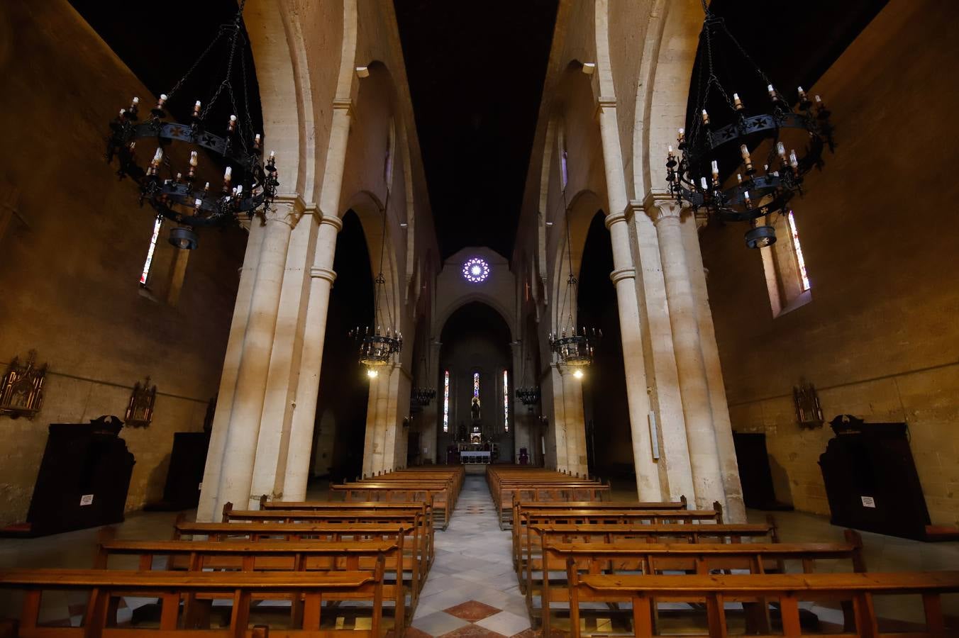 Imágenes de la Semana Santa de Córdoba 2020 | Un Viernes Santo en los templos