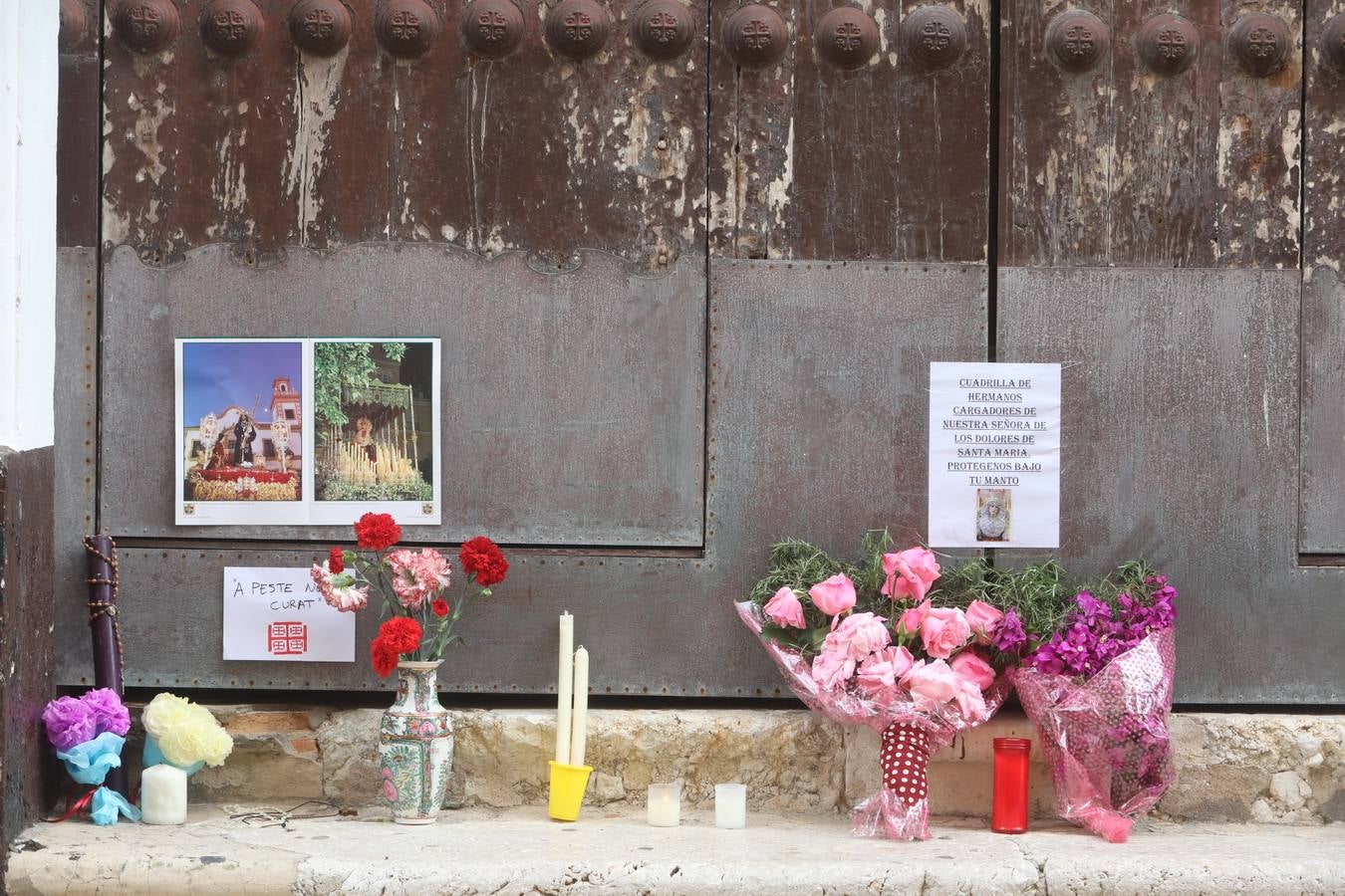 FOTOS: Cádiz, en silencio y vaciado este Jueves Santo