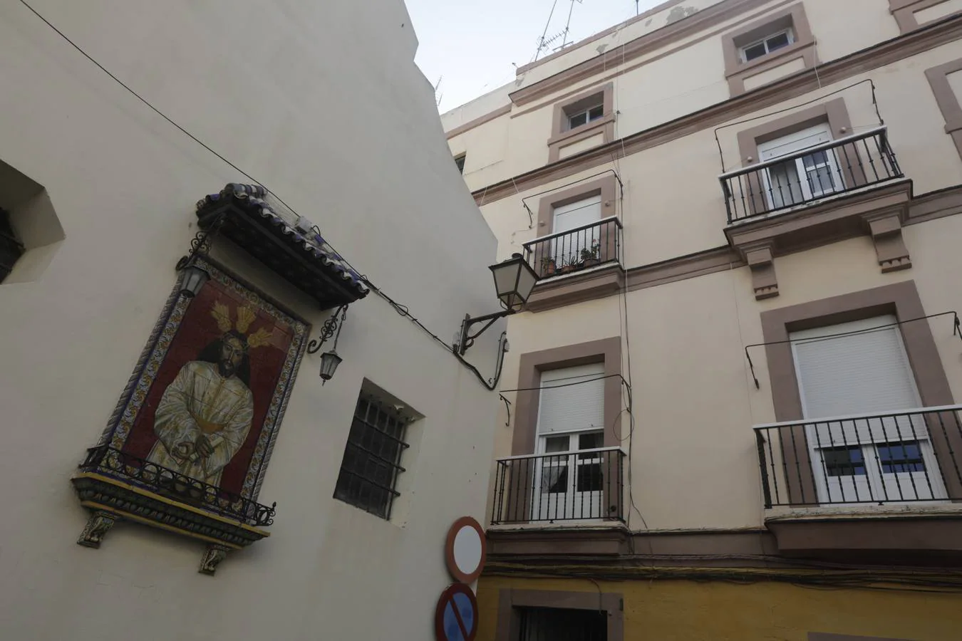 El Viernes Santo en Cádiz, en imágenes