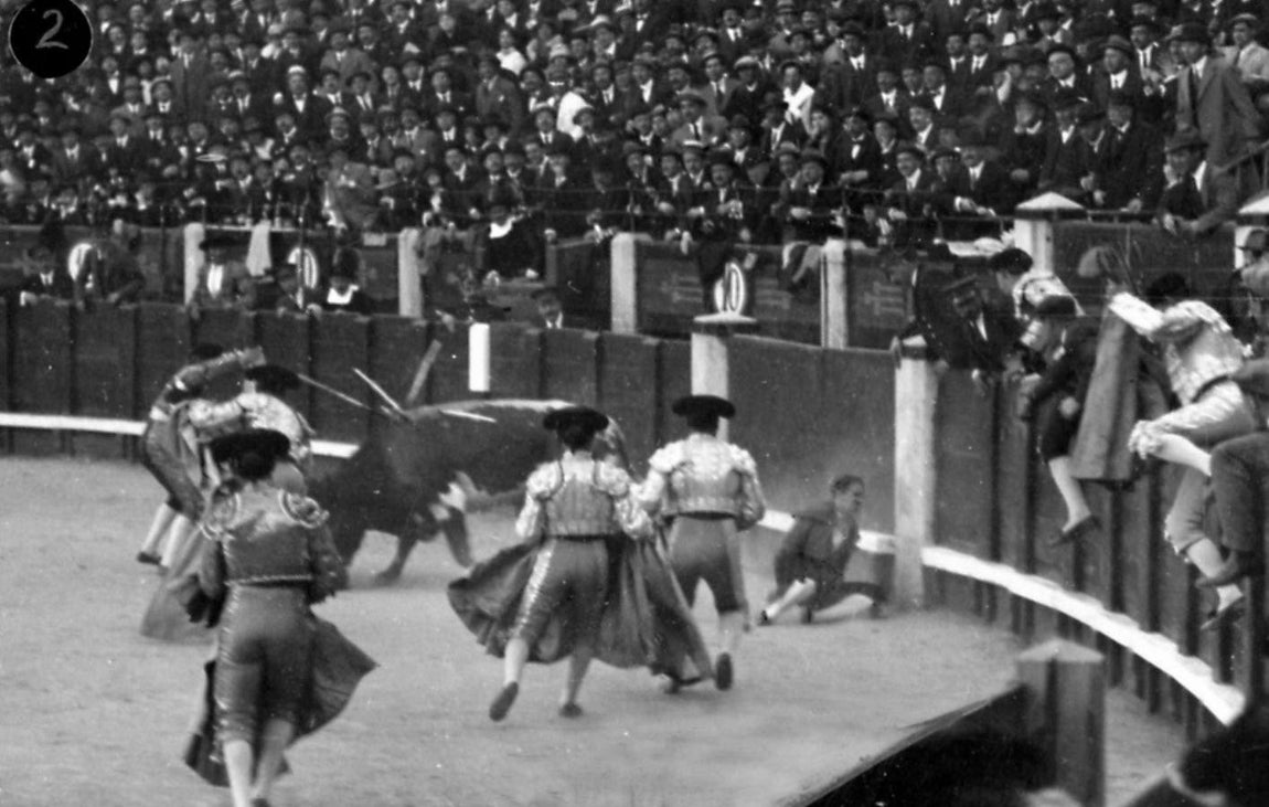 Cogida de Joselito «El Gallo» en Madrid en 1919