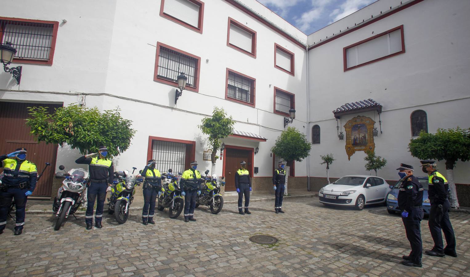 Imágenes de la Semana Santa de Sevilla de 2020: La Trinidad