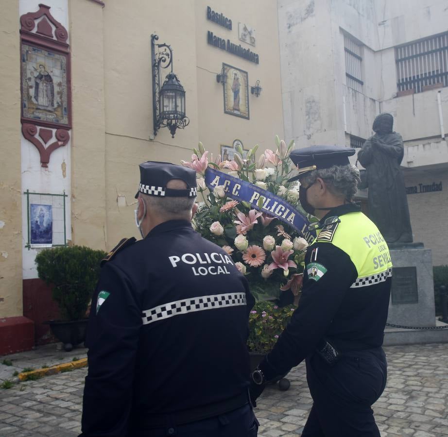 Imágenes de la Semana Santa de Sevilla de 2020: La Trinidad