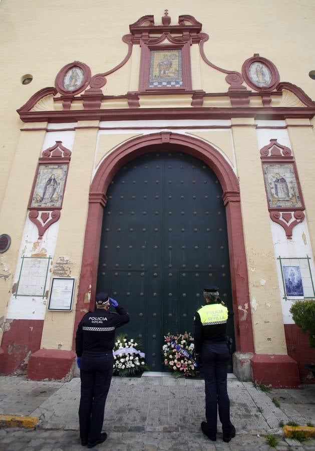 Imágenes de la Semana Santa de Sevilla de 2020: La Trinidad