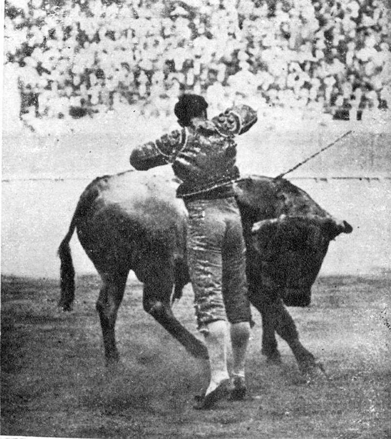 Joselito «El Gallo» gustándose en su toreo en 1915