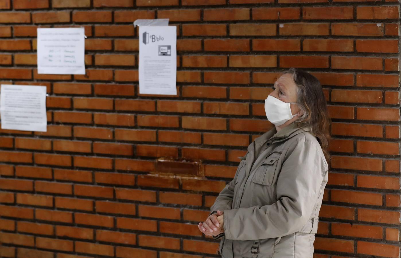 La vida confinada por coronavirus en el Colegio Séneca de Córdoba para los sin techo