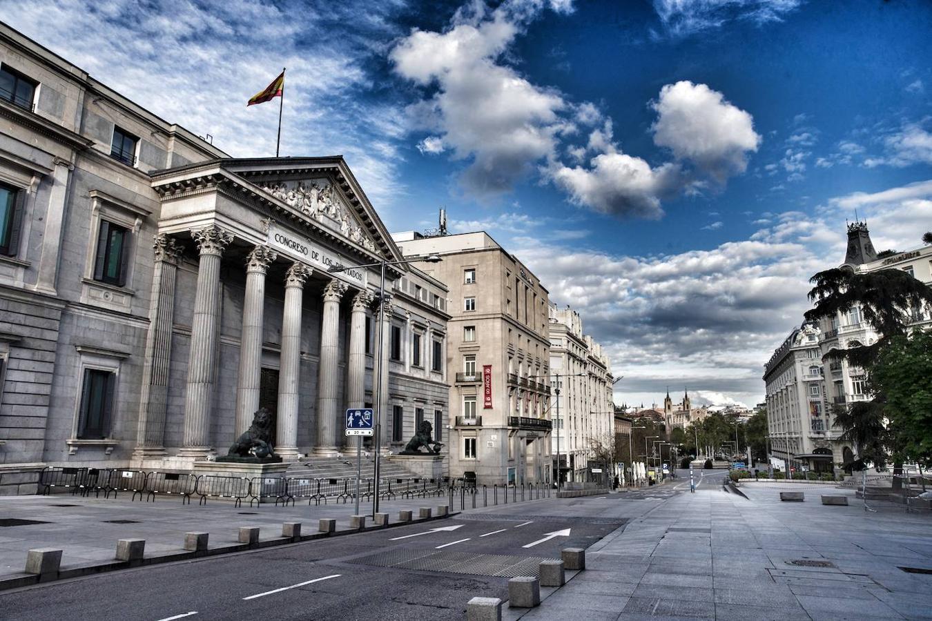 El edificio del Congreso de los diputados.. 