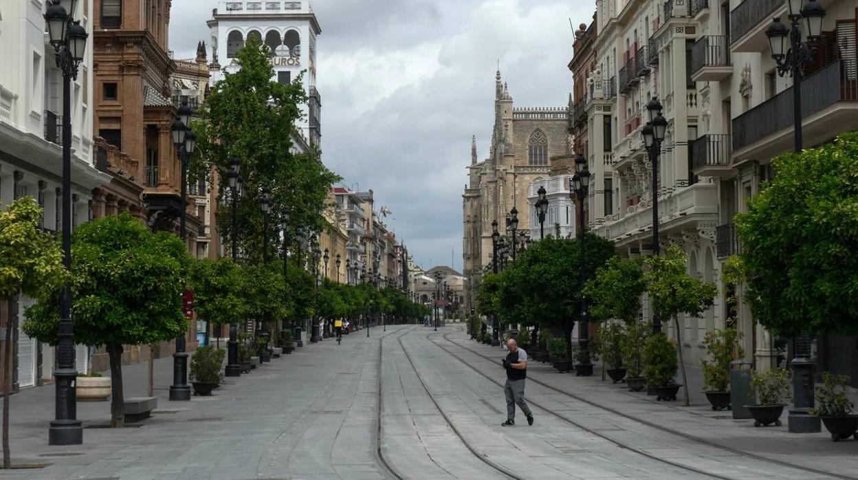 Crisis del coronavirus: Ambiente por las calles del Centro