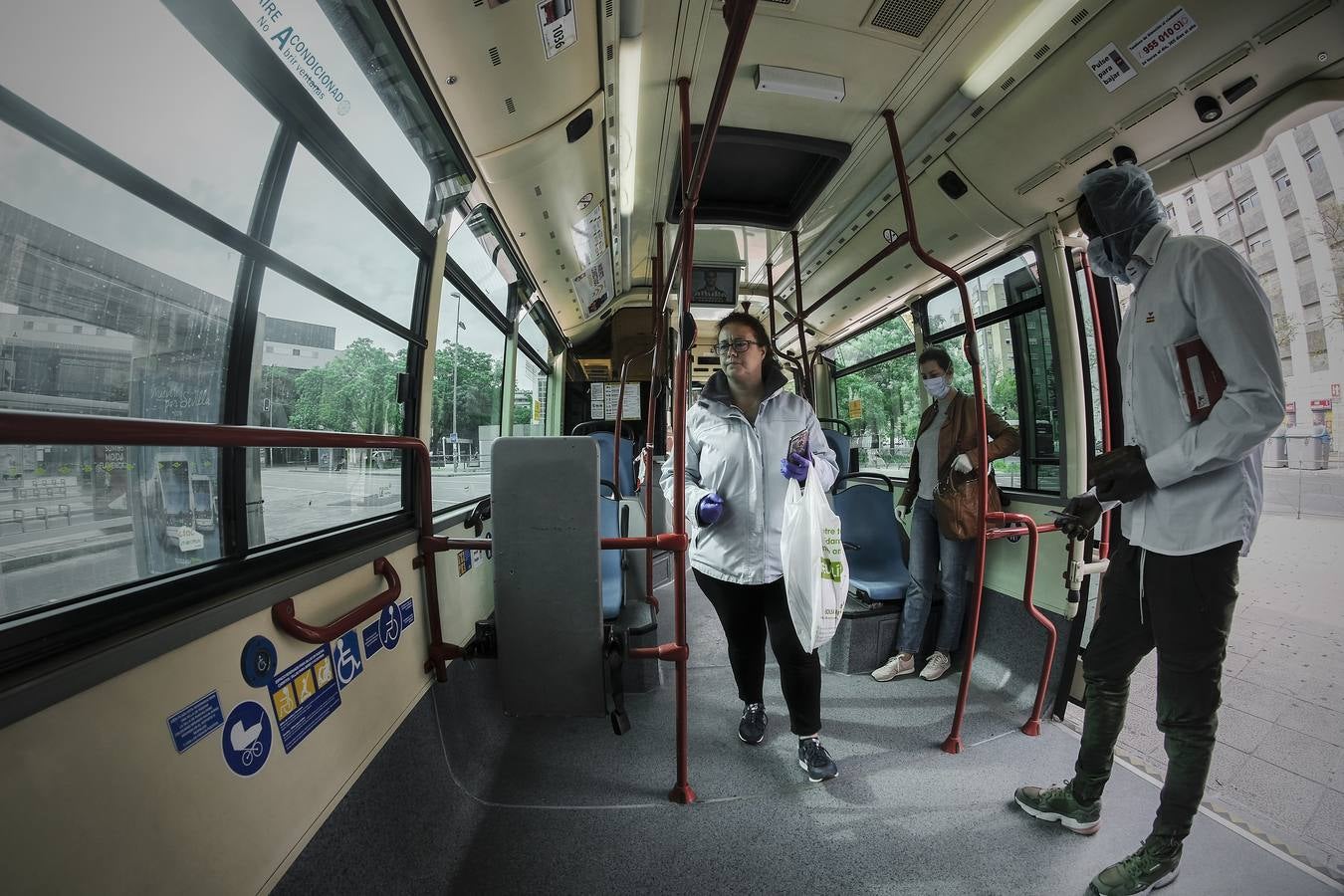 Crisis del coronavirus: Autobuses casi vacíos día tras día