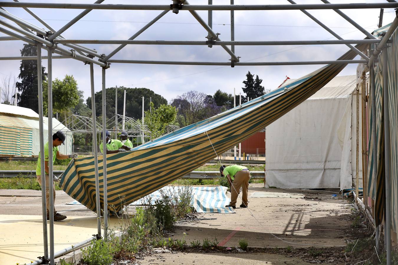 Desmontaje de la Feria que no fue por el coronavirus