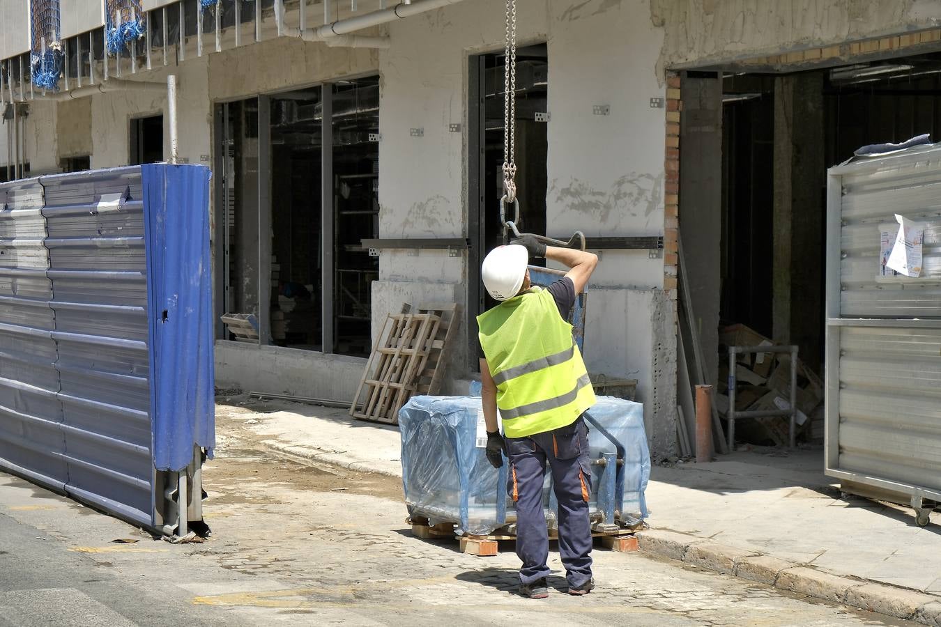 Coronavirus en Sevilla: las obras en los hoteles no paran