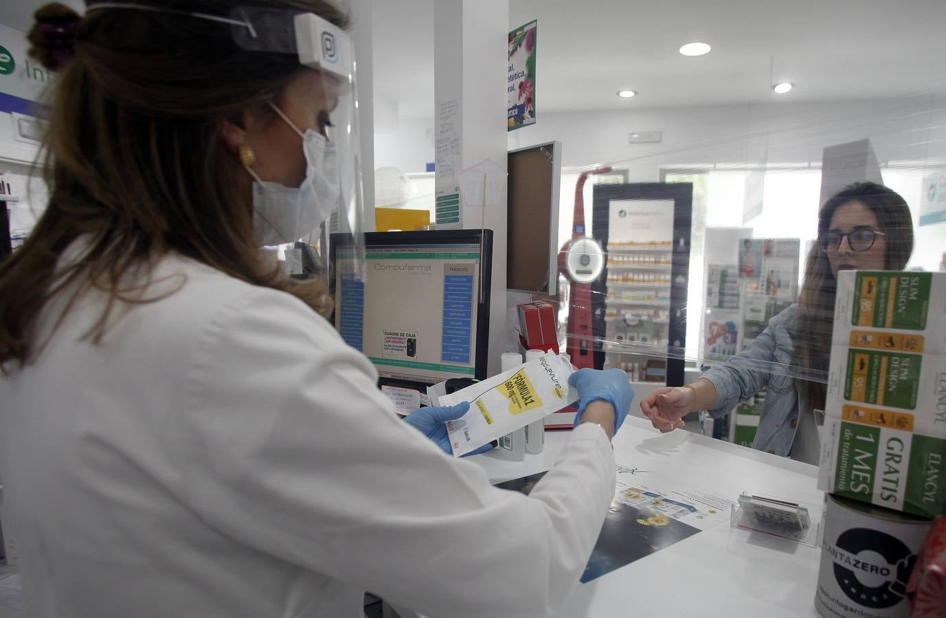 Coronavirus Sevilla: las farmacias ya venden mascarillas al precio fijado