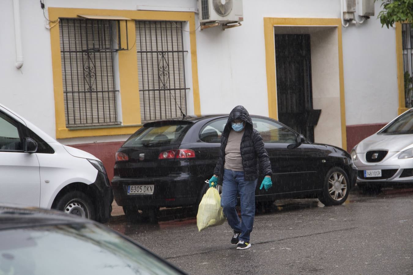 Coronavirus en Sevilla: así se vive durante el estado de alarma en Pedro Salvador