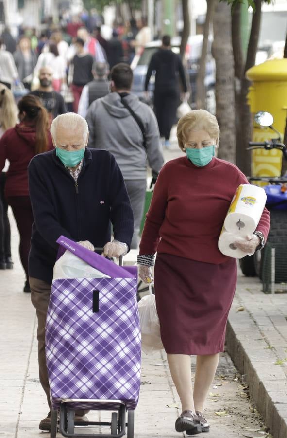 Coronavirus en Sevilla: Su Eminencia, un barrio que no pierde la esperanza