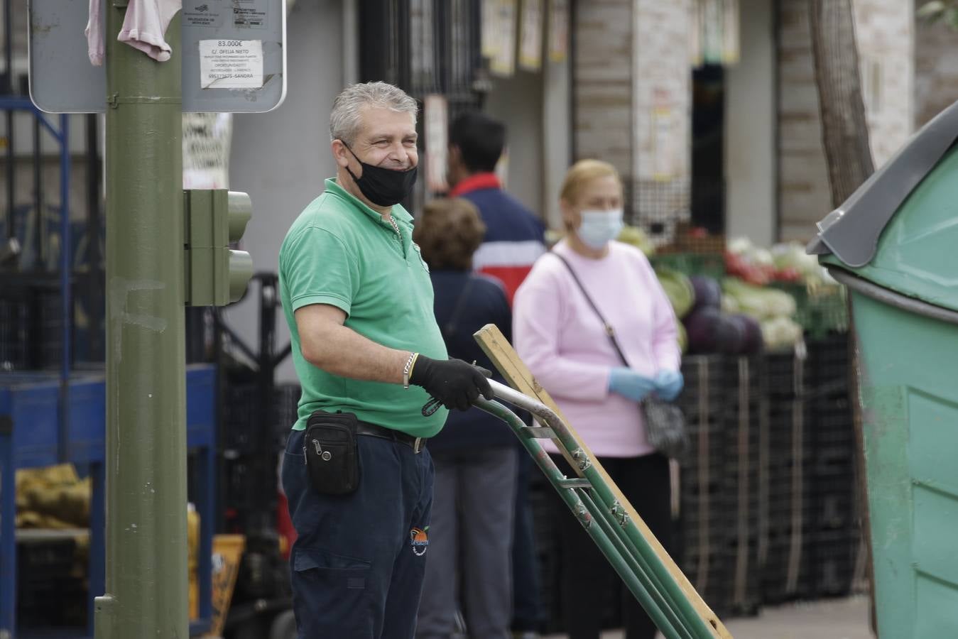 Coronavirus en Sevilla: Su Eminencia, un barrio que no pierde la esperanza