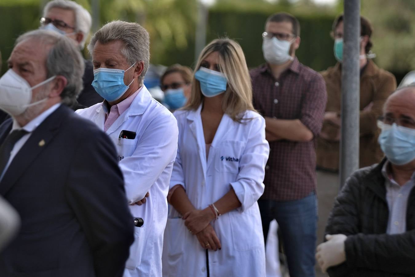 Sentido homenaje al médico fallecido en el Hospital Vithas Sevilla por coronavirus