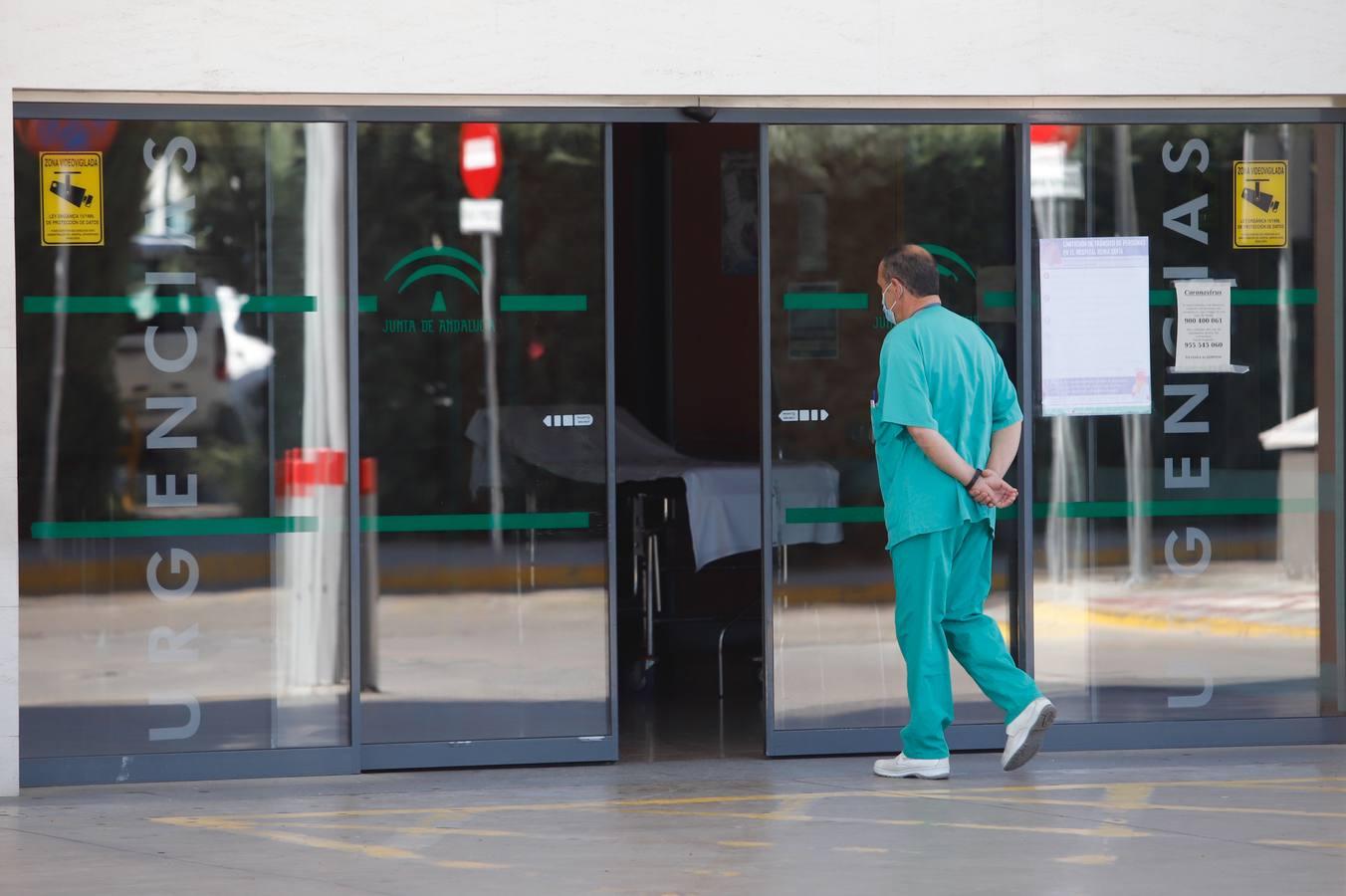 La tensa calma del Hospital Reina Sofía de Córdoba