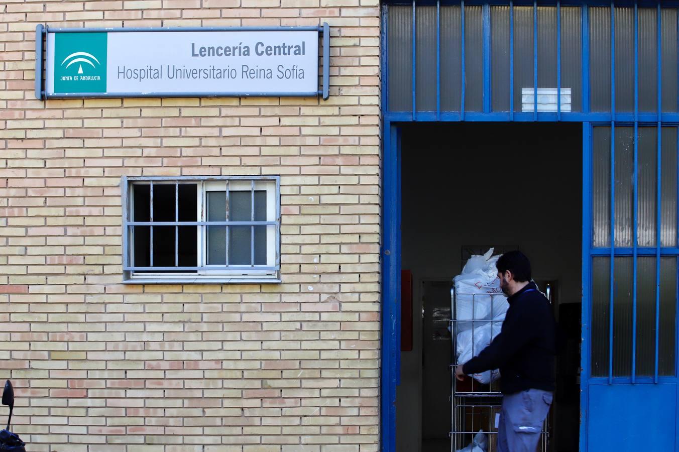 La tensa calma del Hospital Reina Sofía de Córdoba