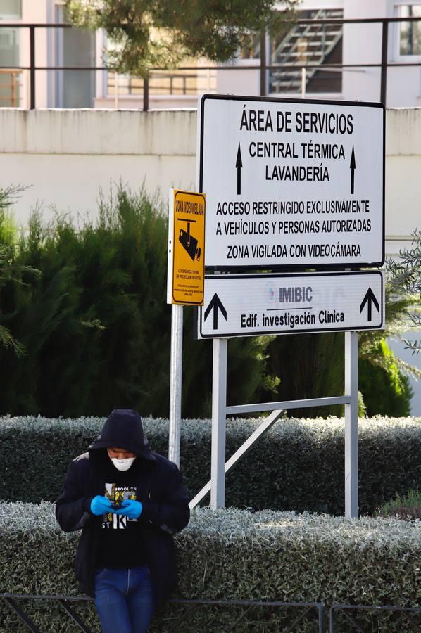 La tensa calma del Hospital Reina Sofía de Córdoba