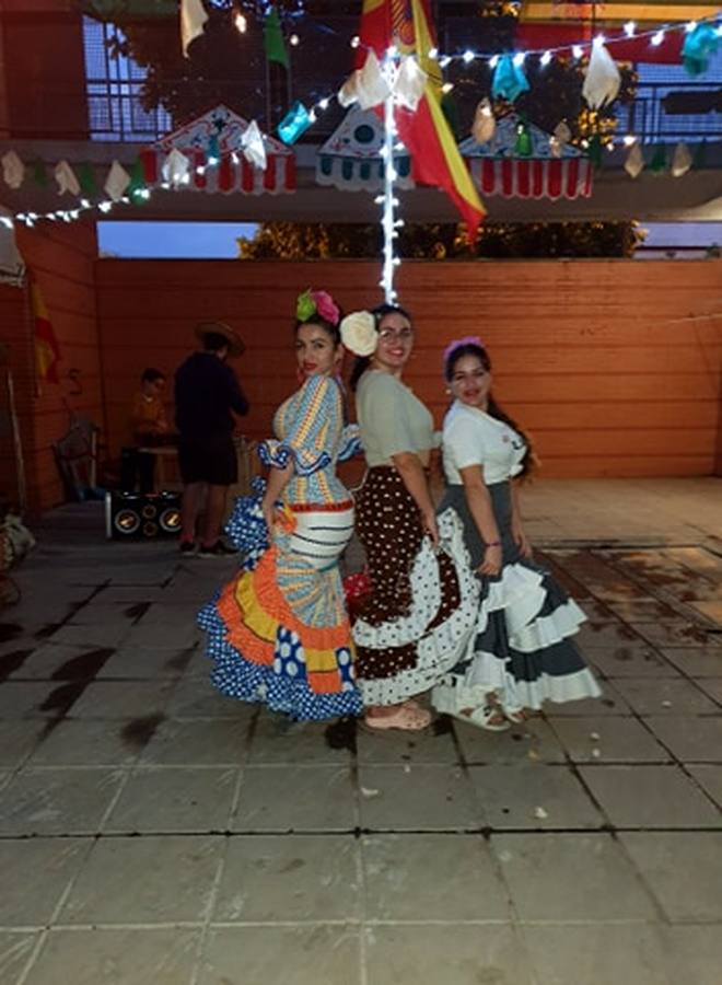 #MiferiaenABC: las imágenes de nuestros lectores celebrando la Feria de Abril desde sus hogares (III)