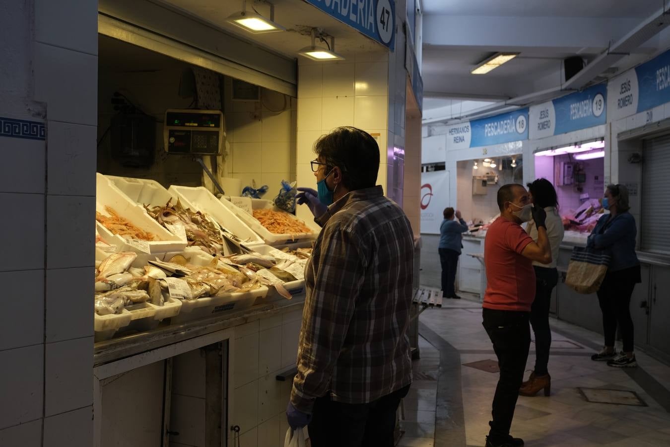 FOTOS: Cádiz, el 29 de abril, aún en confinamiento por el Covid-19