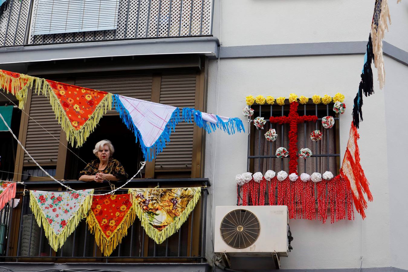 En imágenes, cómo celebra Córdoba las Cruces pese al coronavirus