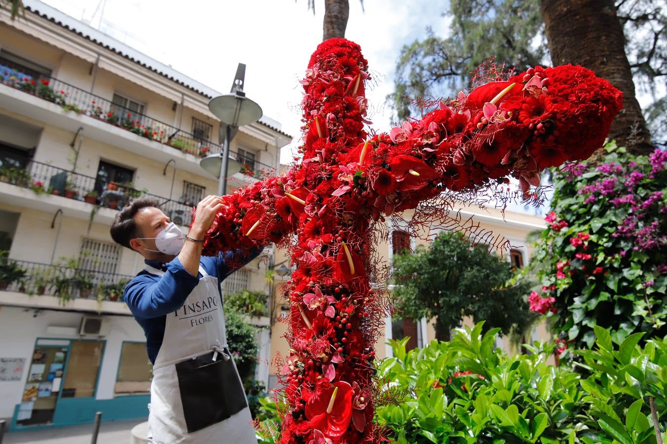 En imágenes, cómo celebra Córdoba las Cruces pese al coronavirus