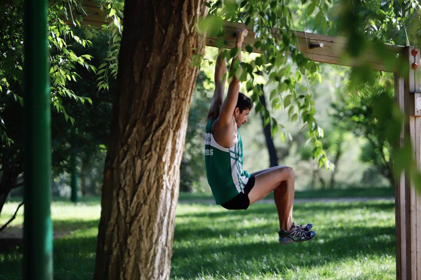 El deporte en el Parque Cruz Conde de Córdoba, en imágenes