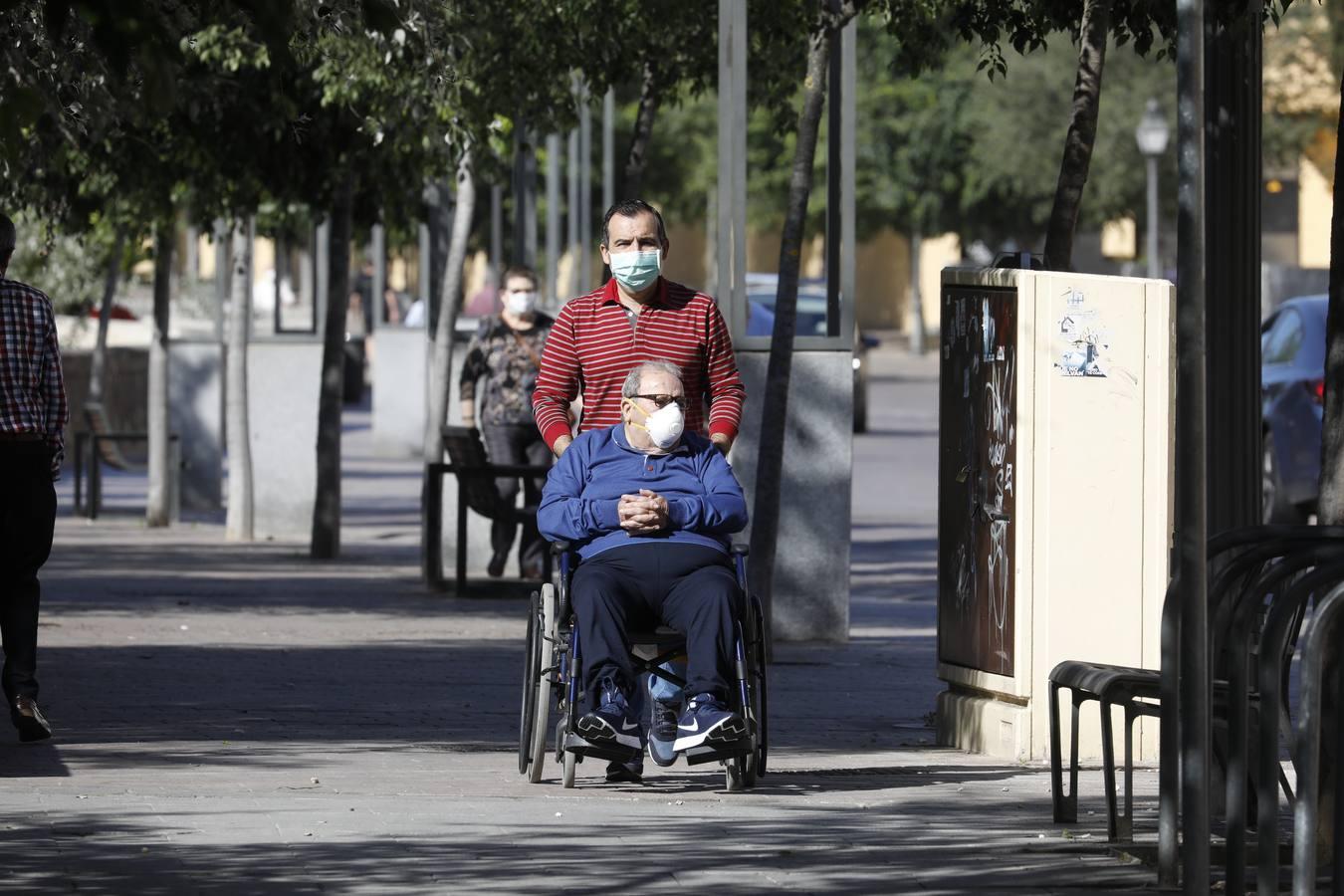 La primera salida de los mayores en Córdoba, en imágenes