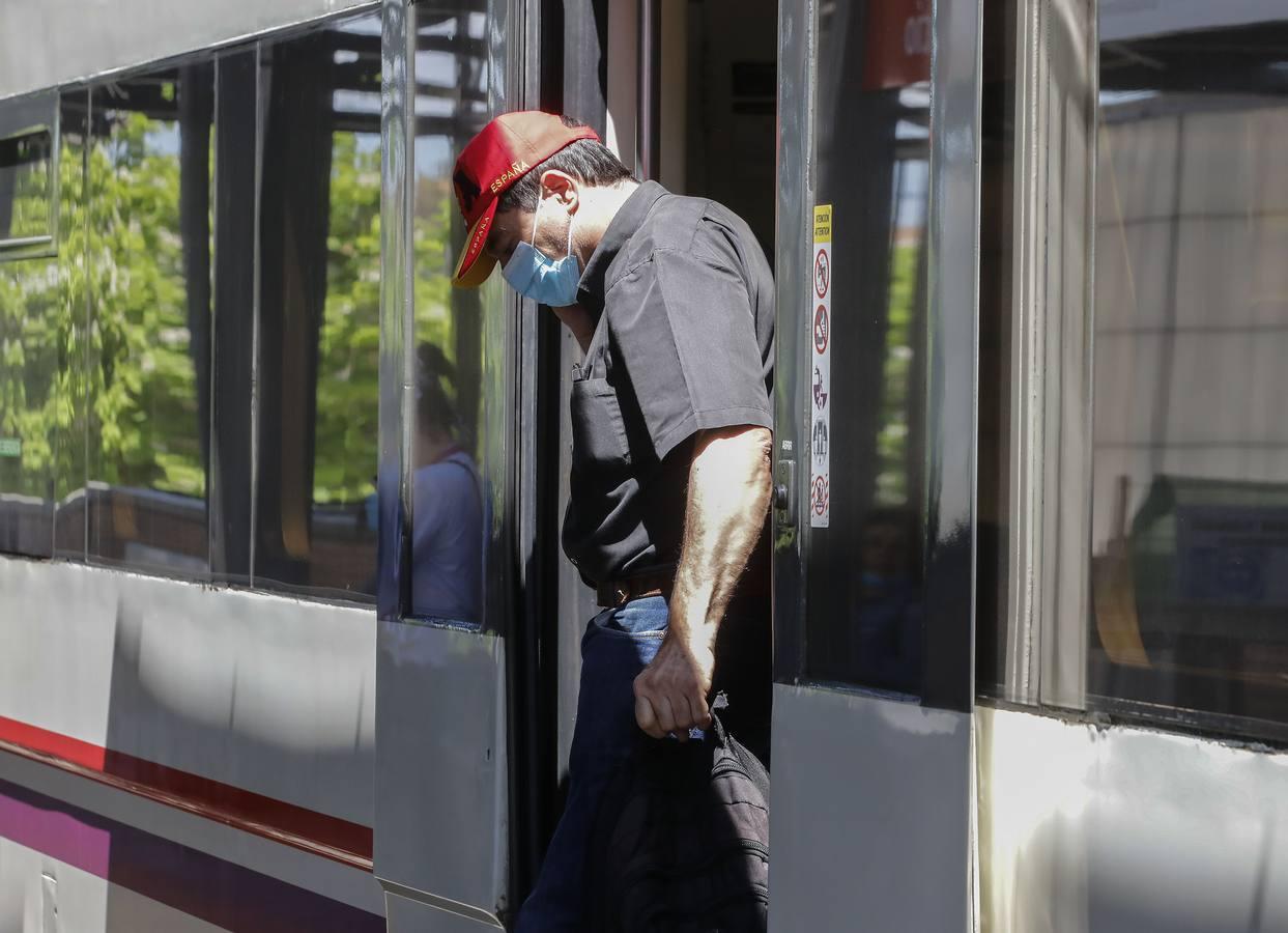 Los trenes de cercanías se adaptan a las fases de desconfinamiento en Sevilla