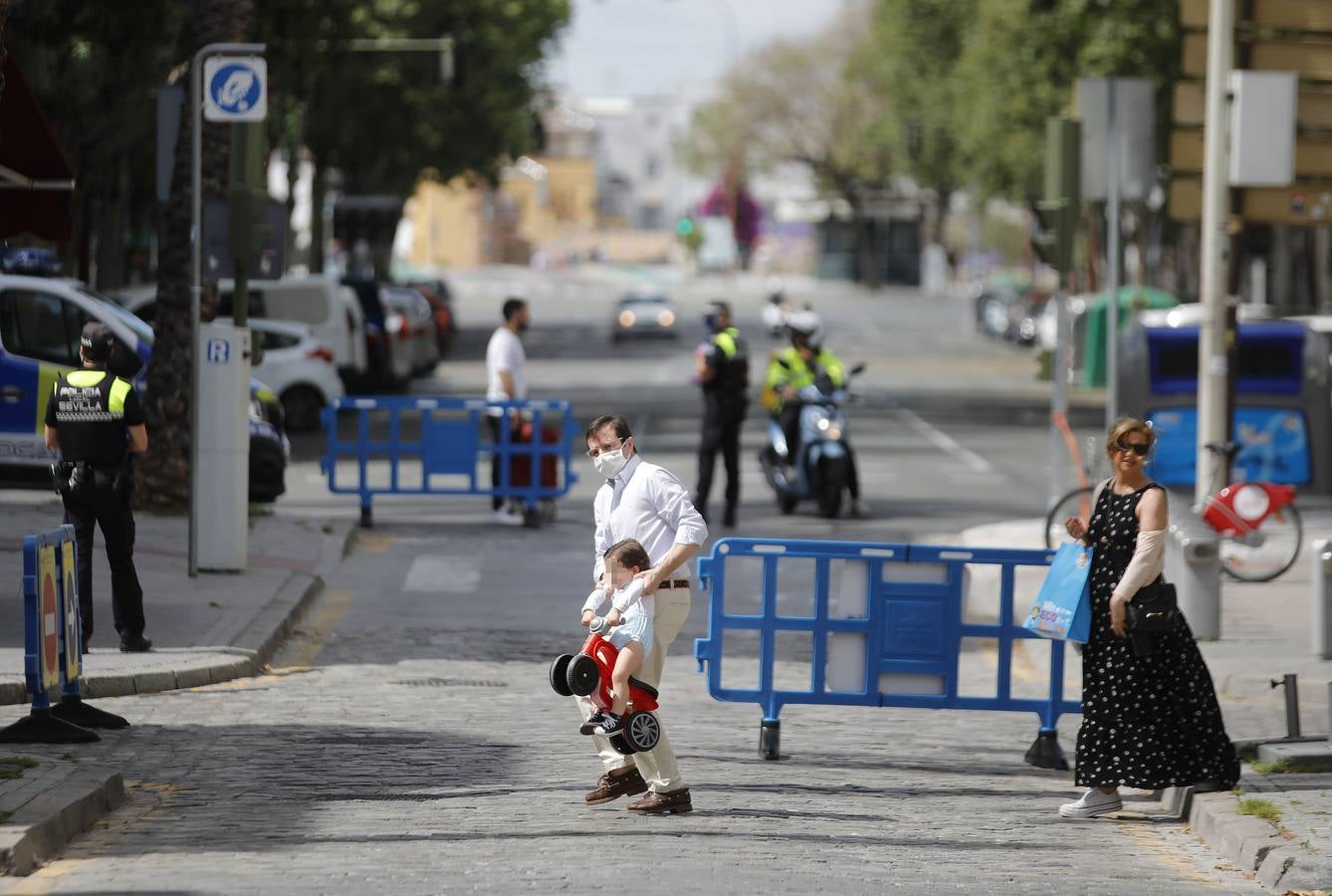 «Buen funcionamiento» del primer día de peatonalización de grandes vías en Sevilla