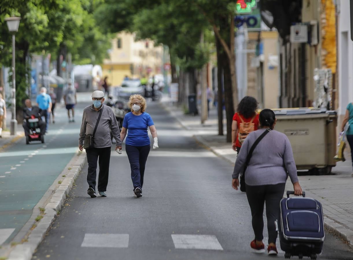 «Buen funcionamiento» del primer día de peatonalización de grandes vías en Sevilla