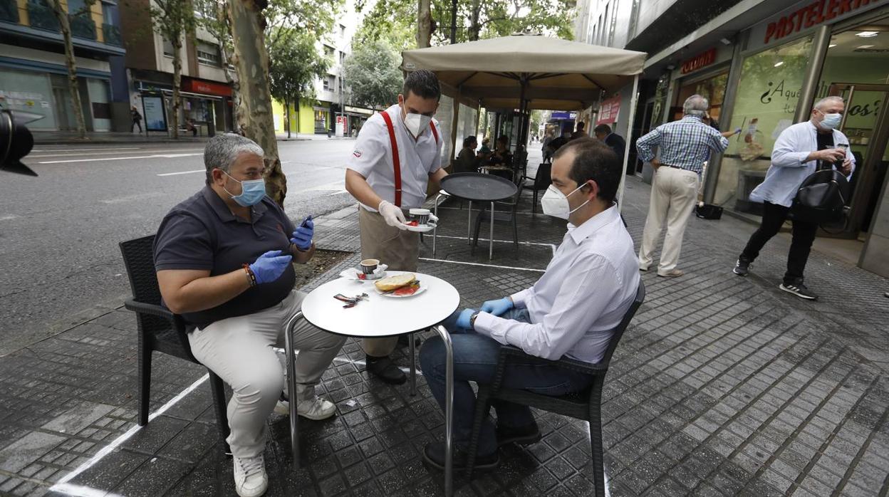 El primer día de la fase 1 de la desescalada en Córdoba, en imágenes