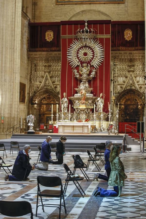 Primeras misas en la Catedral de Sevilla tras entrar en la fase 1 de la «desescalada»