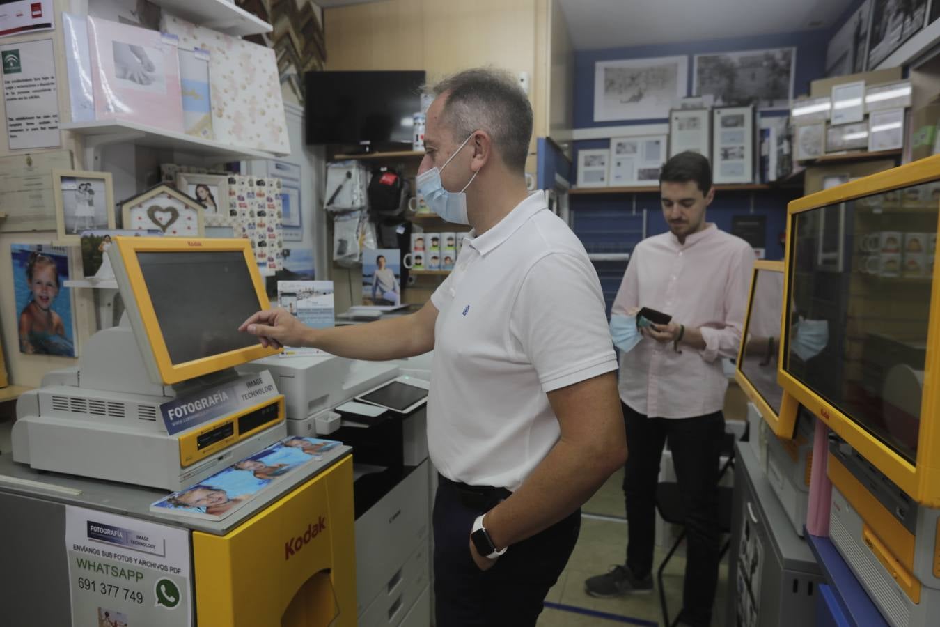 La fase 1 de la desescalada en Cádiz, en imágenes