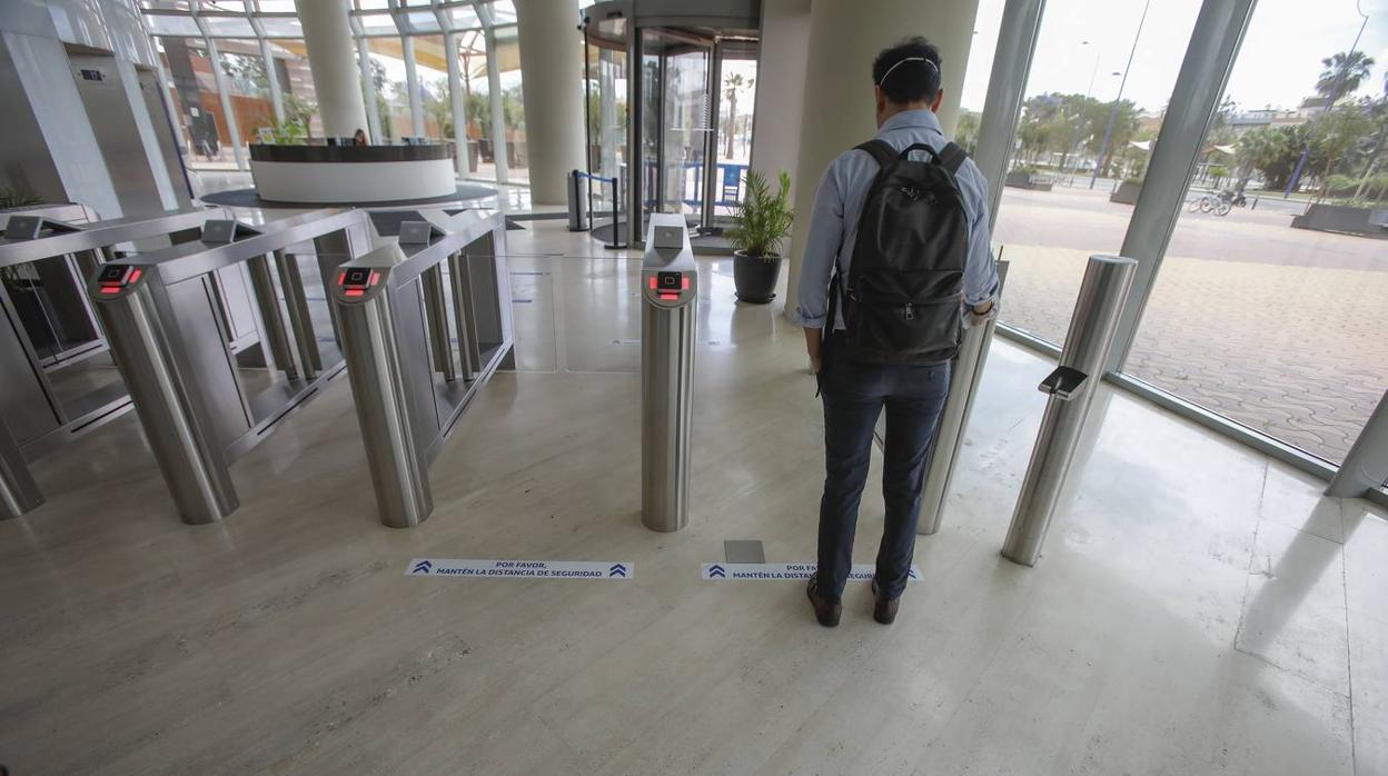 En imágenes, las medidas de seguridad tomadas en Torre Sevilla contra el coronavirus